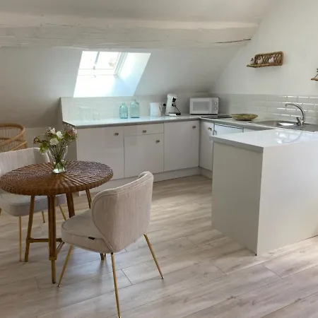 Au Coin Des Hospices Apartment