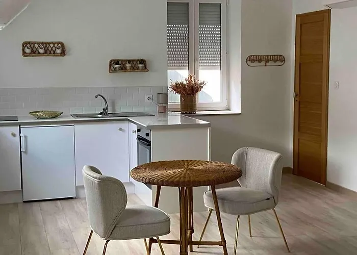 Au Coin Des Hospices *